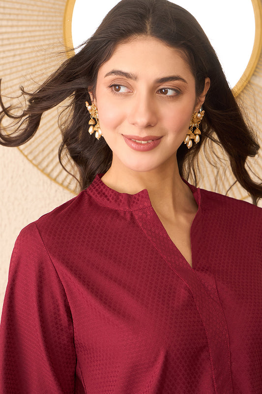 Maroon Silk Blend Solid Regular Top VT1369