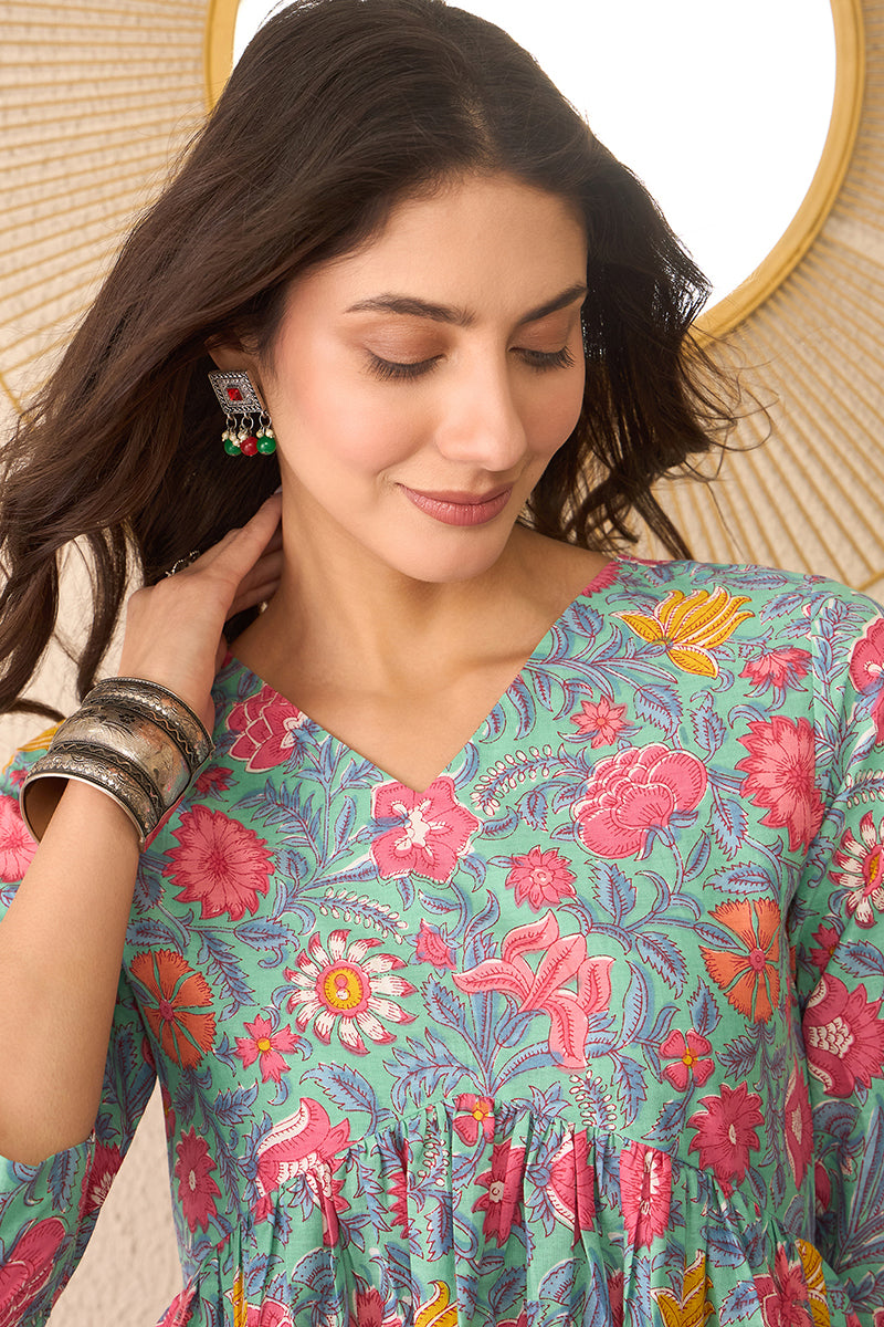 Green Cotton Blend Floral Printed Regular Peplum Top VT1376