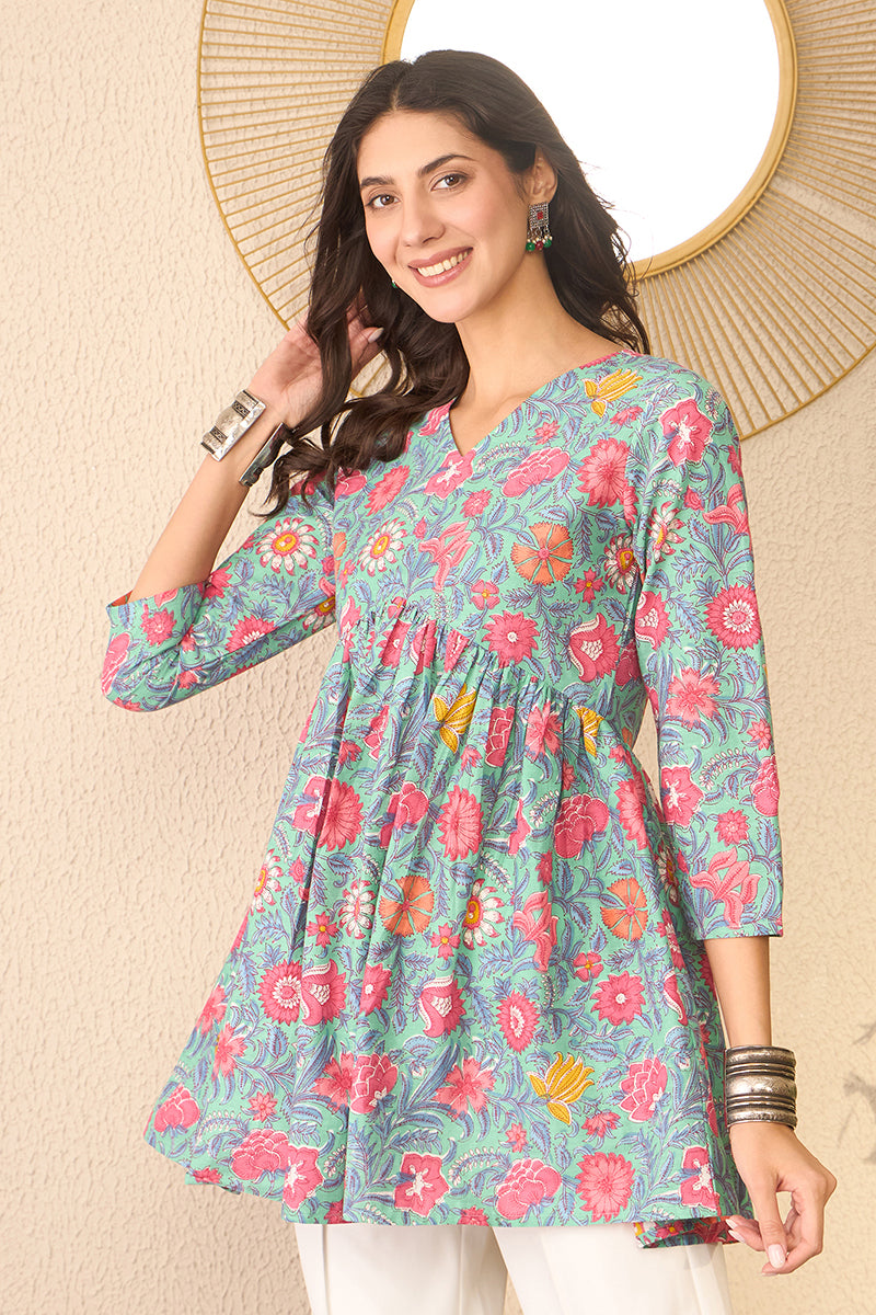 Green Cotton Blend Floral Printed Regular Peplum Top VT1376