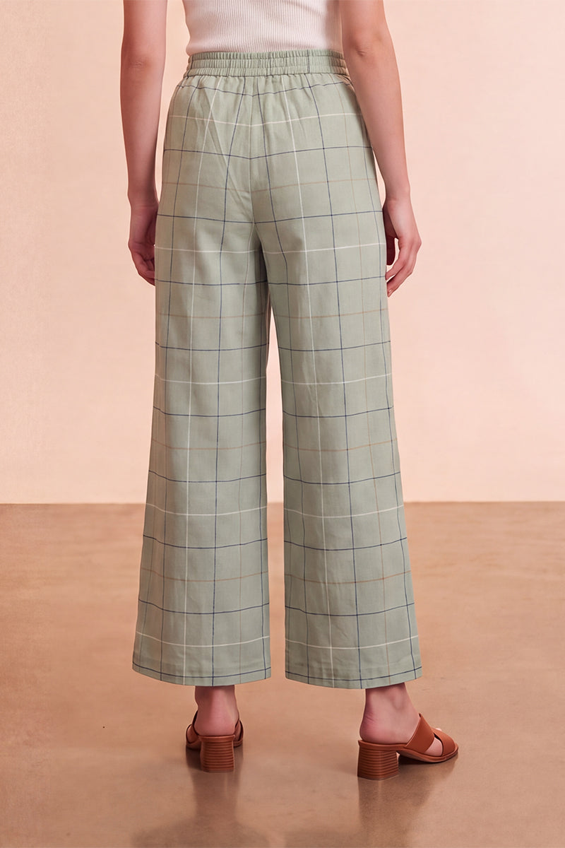 Ahika Women's Green Geometric Printed Trouser WBOT1005