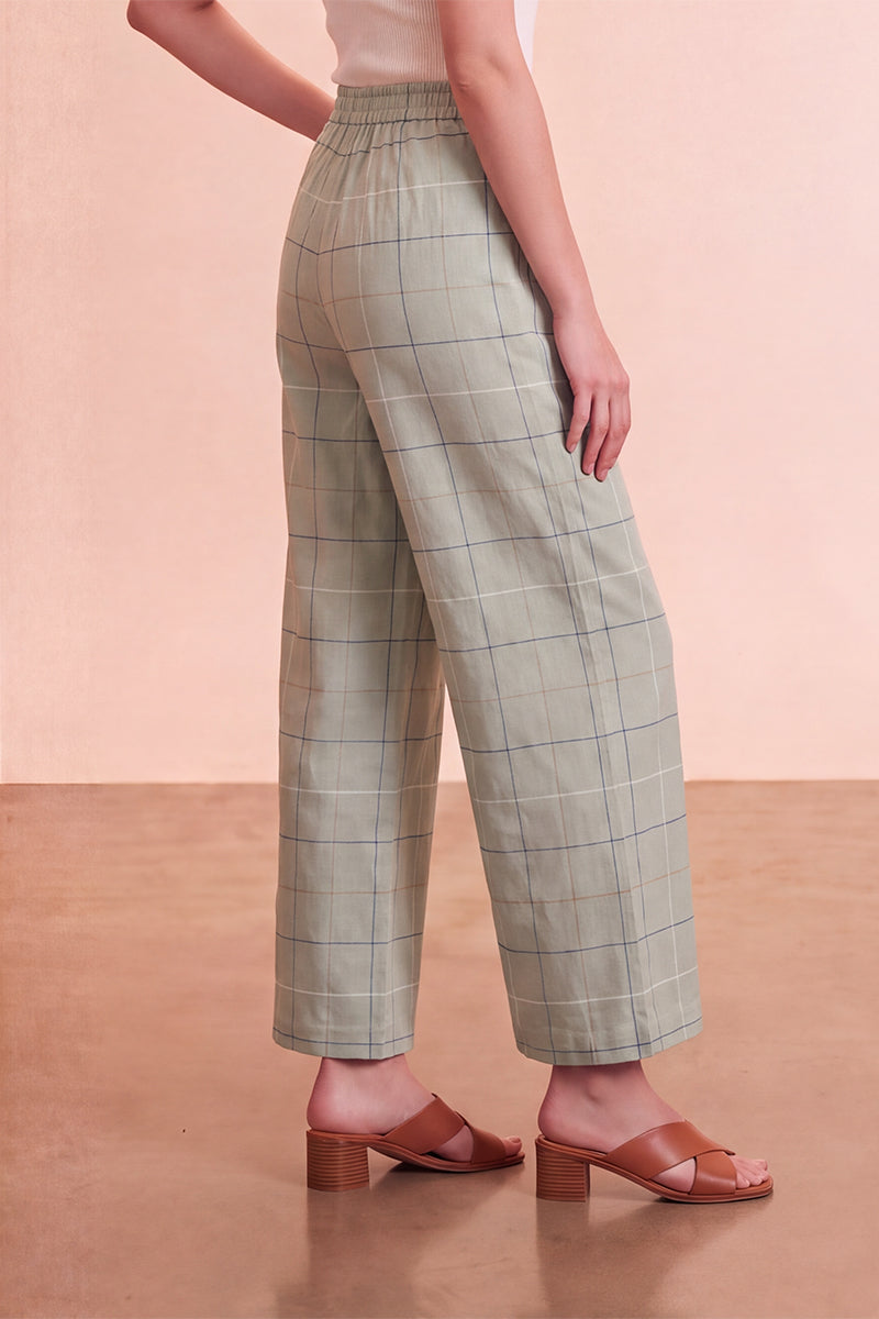 Ahika Women's Green Geometric Printed Trouser WBOT1005