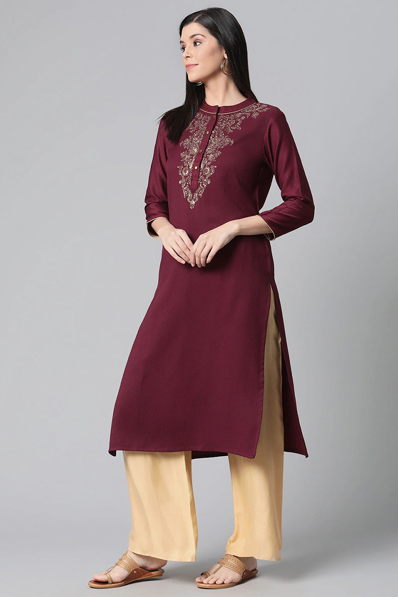 Ahika Women Magenta Yoke Design Embroidered Straight Kurta