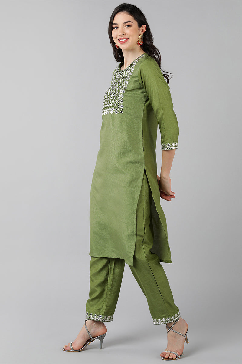 AHIKA Women Green Embroidered Kurta With Trousers 