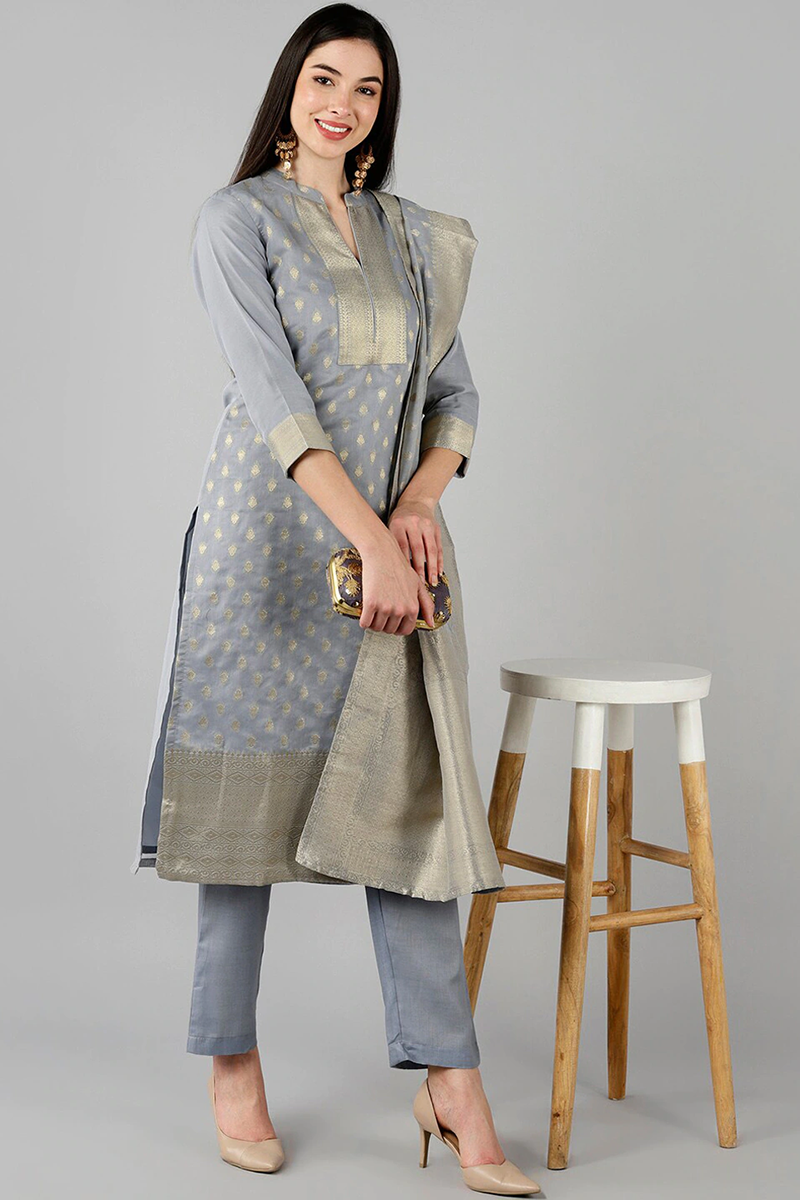 AHIKA Women Grey Kurta with Trousers With Dupatta