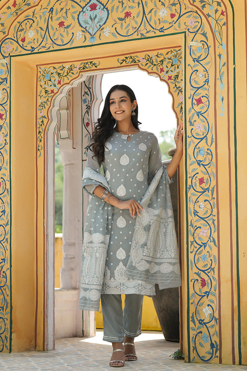 AHIKA Women Grey Woven Design Kurta Trousers With Dupatta