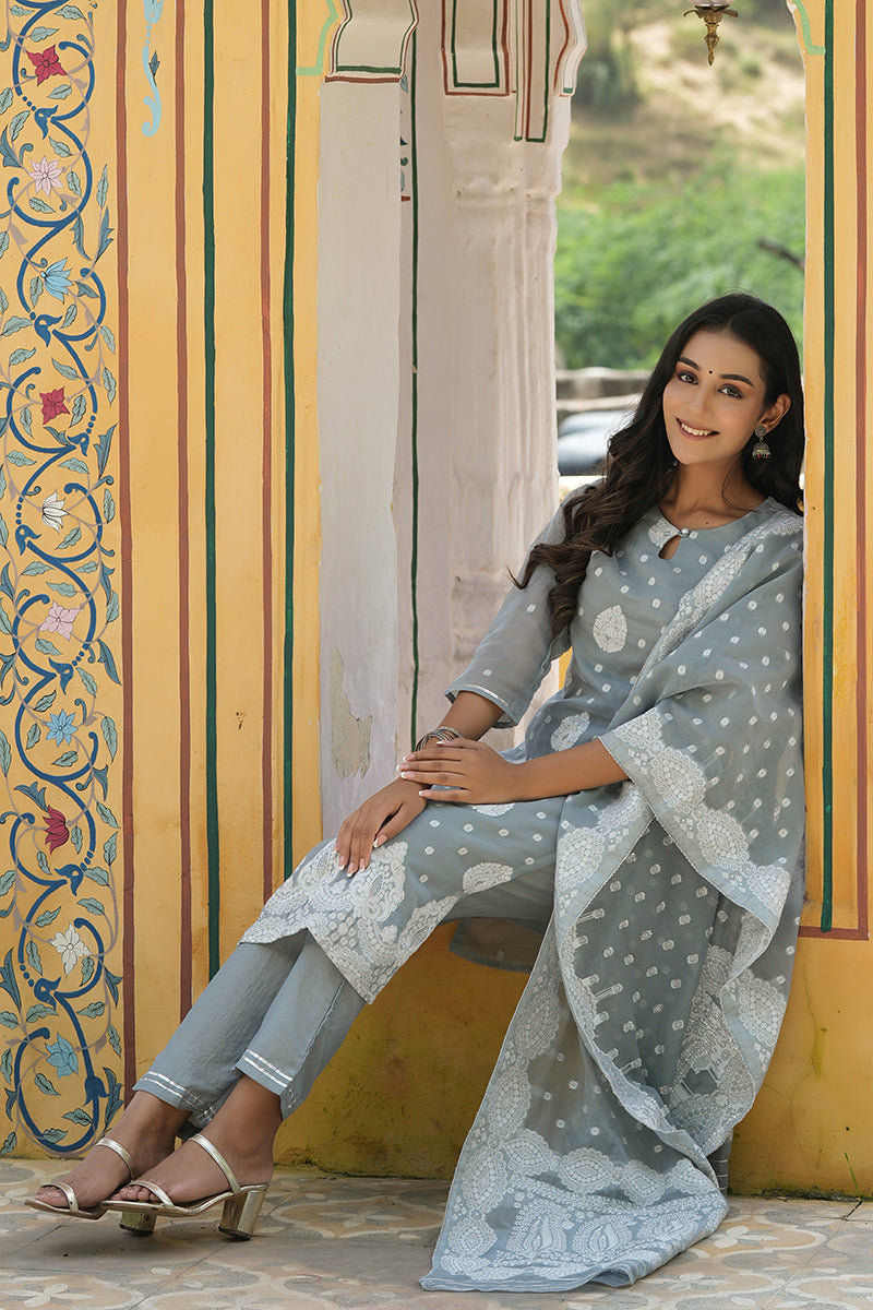 AHIKA Women Grey Woven Design Kurta Trousers With Dupatta