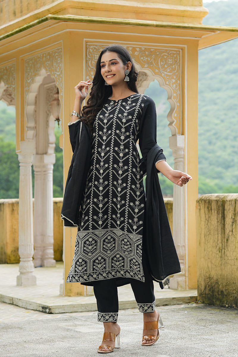 AHIKA Women Black Embroidered Kurta Trousers With Dupatta