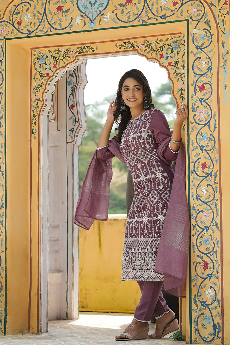 AHIKA Women Lavender Embroidered Kurta Trousers With Dupatta