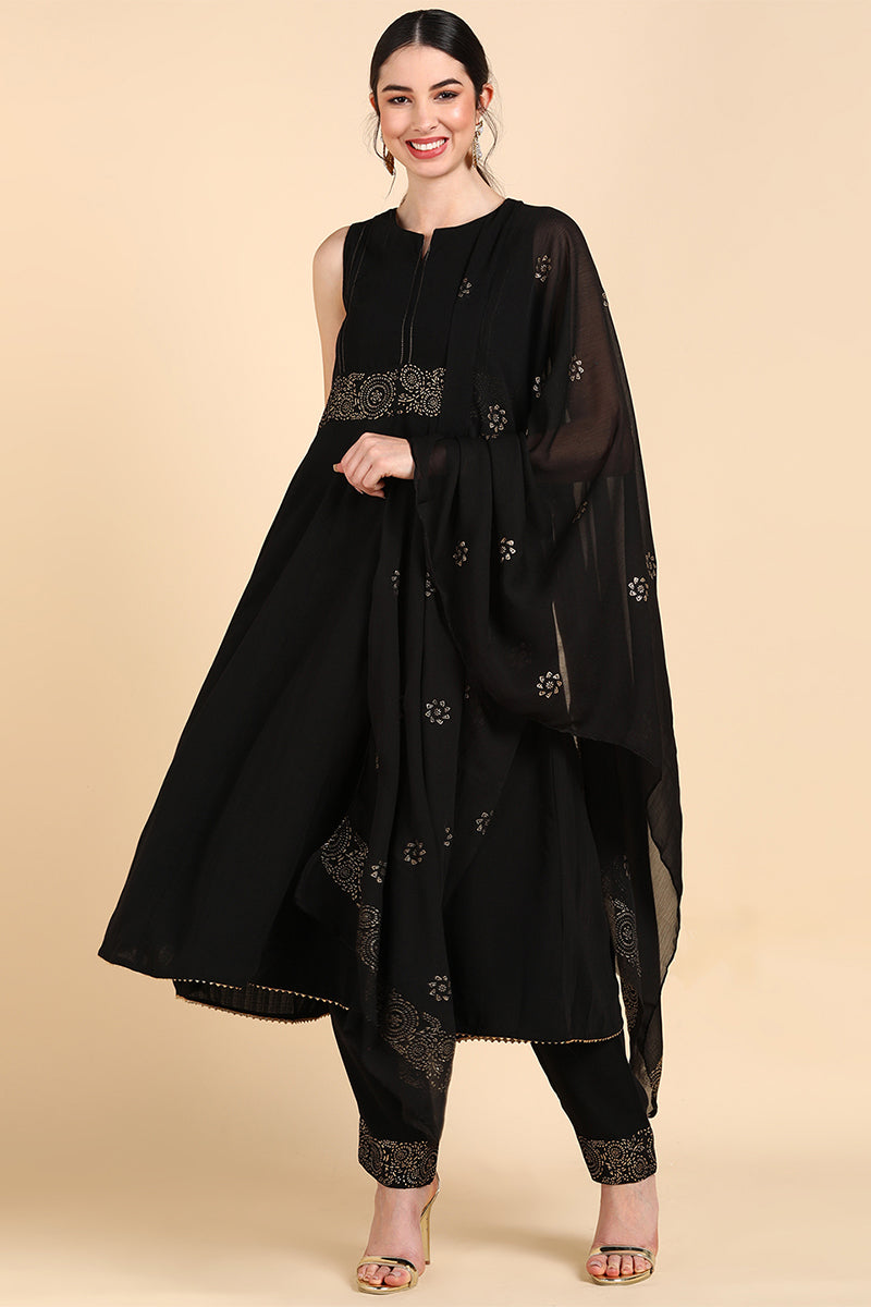 AHIKA Women Black Solid Kurta Trousers With Dupatta