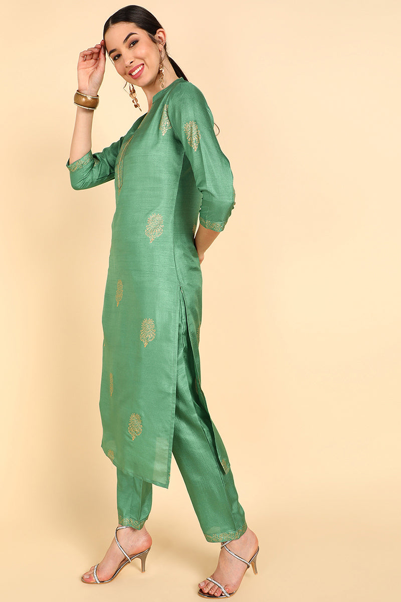 AHIKA Women Green Solid Kurta Trousers With Dupatta