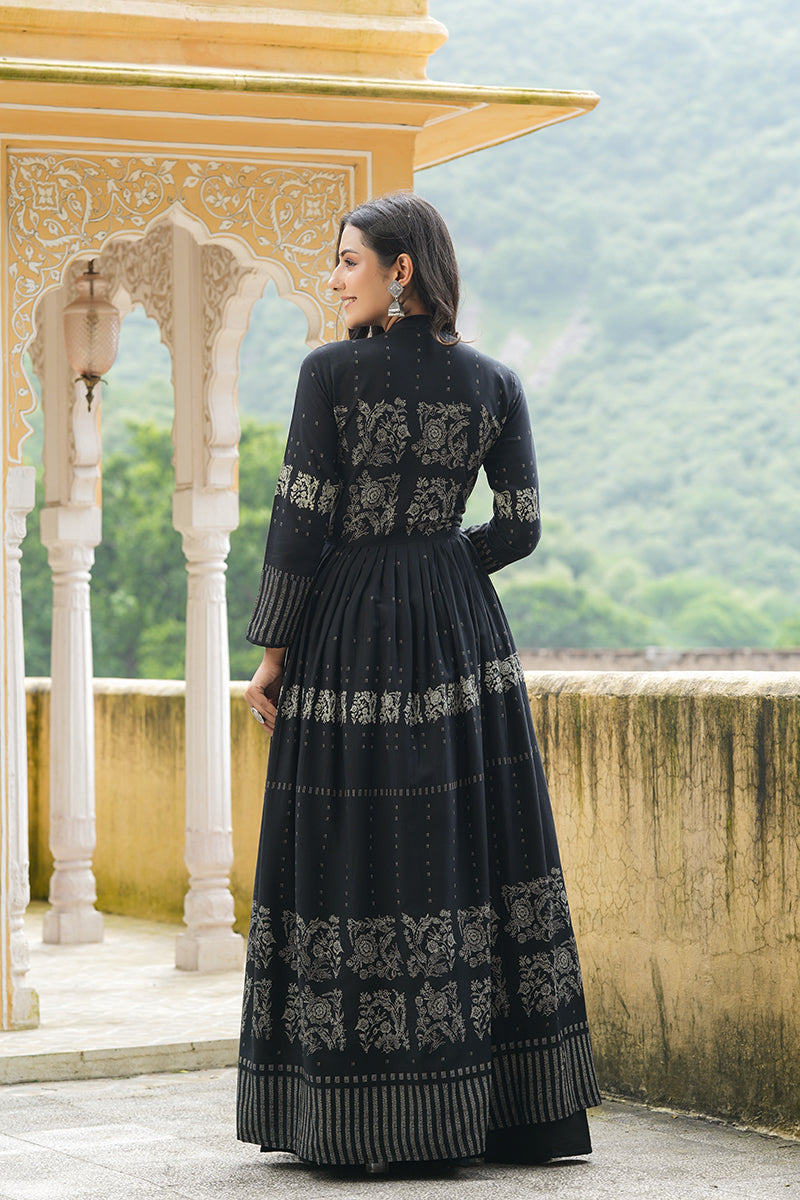 Ahika Women Cotton Printed Simple Function Wear Black Color Kurti