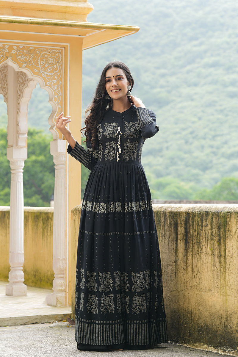 KOKVAROSTA Women's Anarkali Long Gown with Dupatta (Small) Black :  Amazon.in: Fashion