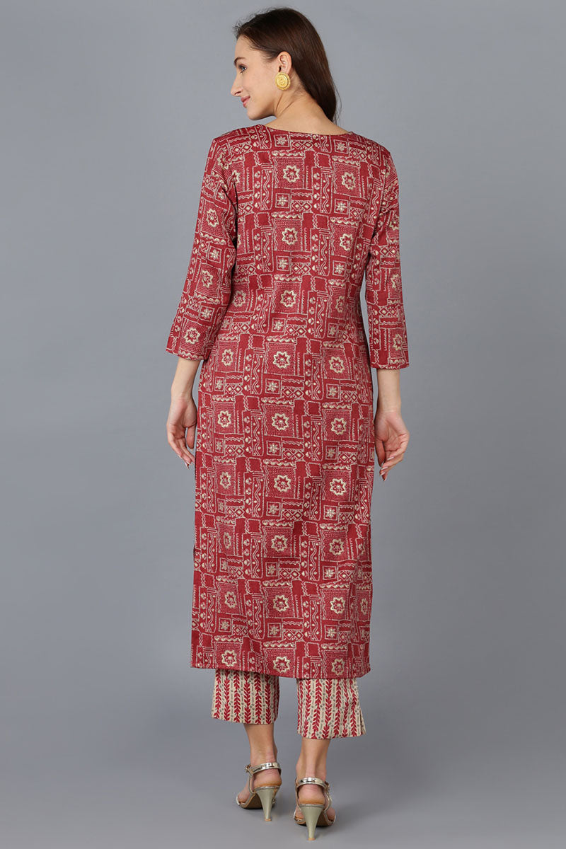 Maroon Silk Blend Geometric Embroidered Straight Kurta VCK9086