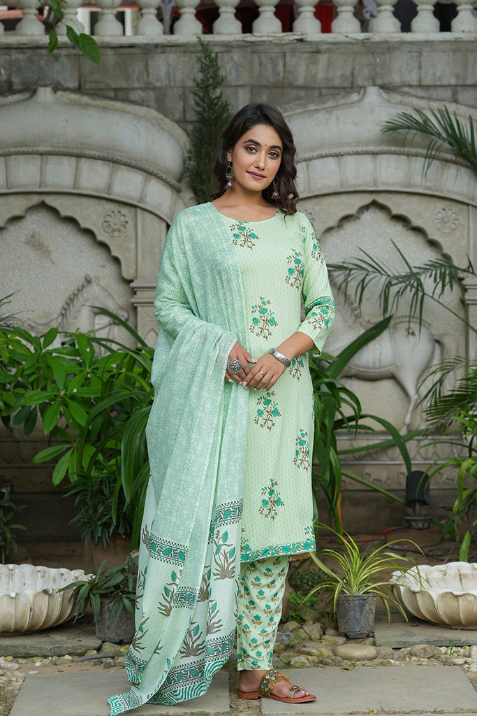 Green Pure Cotton Straight Suit Set VKSKD1263
