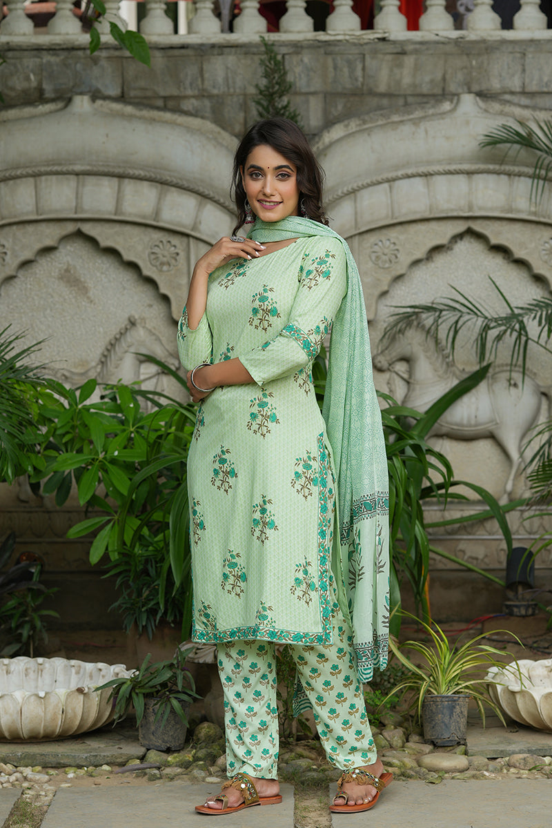 AHIKA Women Green Floral Printed Regular Pure Cotton Kurta With Salwar Dupatta Set