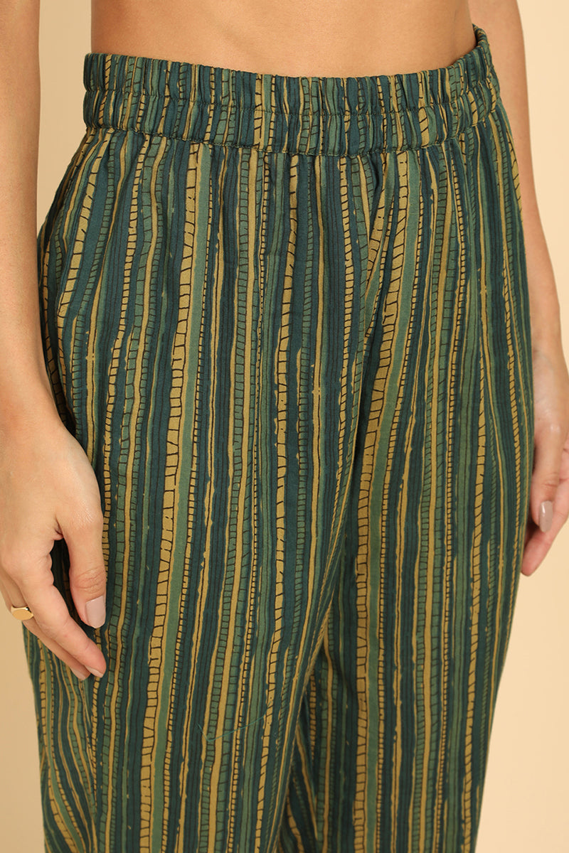 AHIKA Women Green Printed Kurta Trousers With Dupatta 