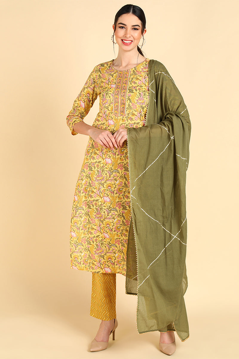 AHIKA Women Yellow Printed Kurta Trousers With Dupatta