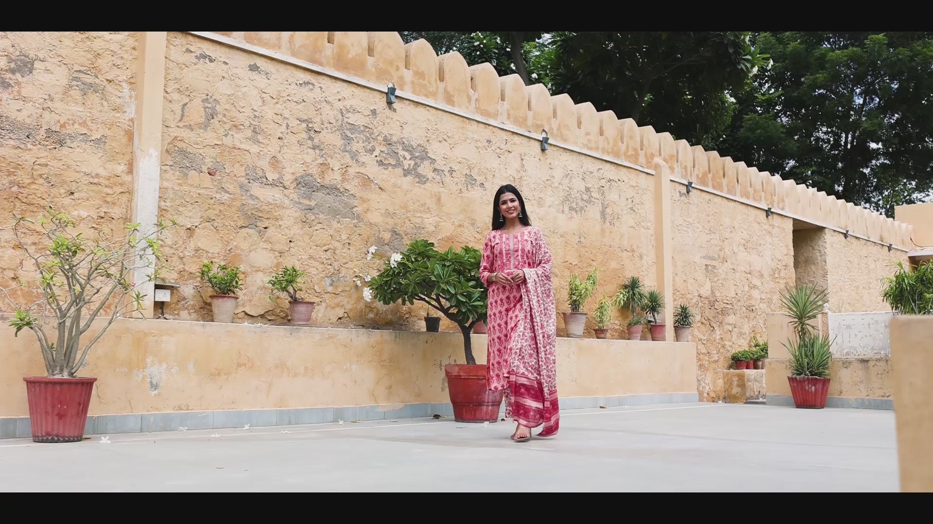 Pink Rayon Blend Floral Printed Straight Suit Set VKSKD1154