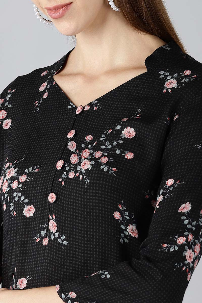 Ahika Women Black And Pink Printed A Line Kurta