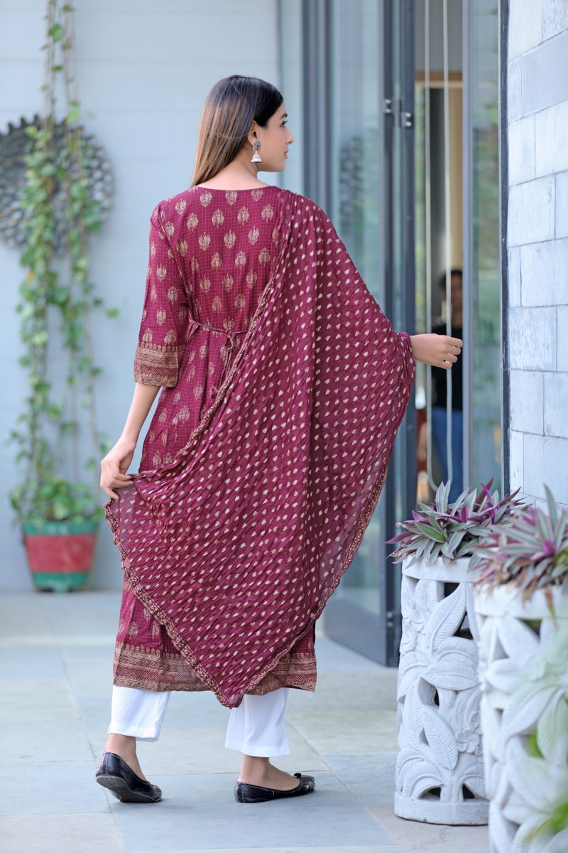 Ahika Women Maroon and Golden Color Cotton Fabric Printed Fancy Kurta and Palazzo Set 