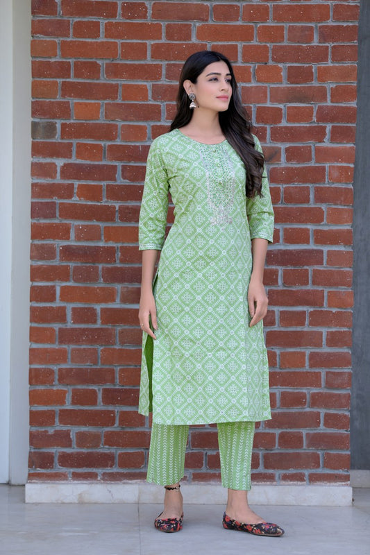 Ahika Women Green Color Cotton Fabric Printed Fancy Kurta and Palazzo Set 